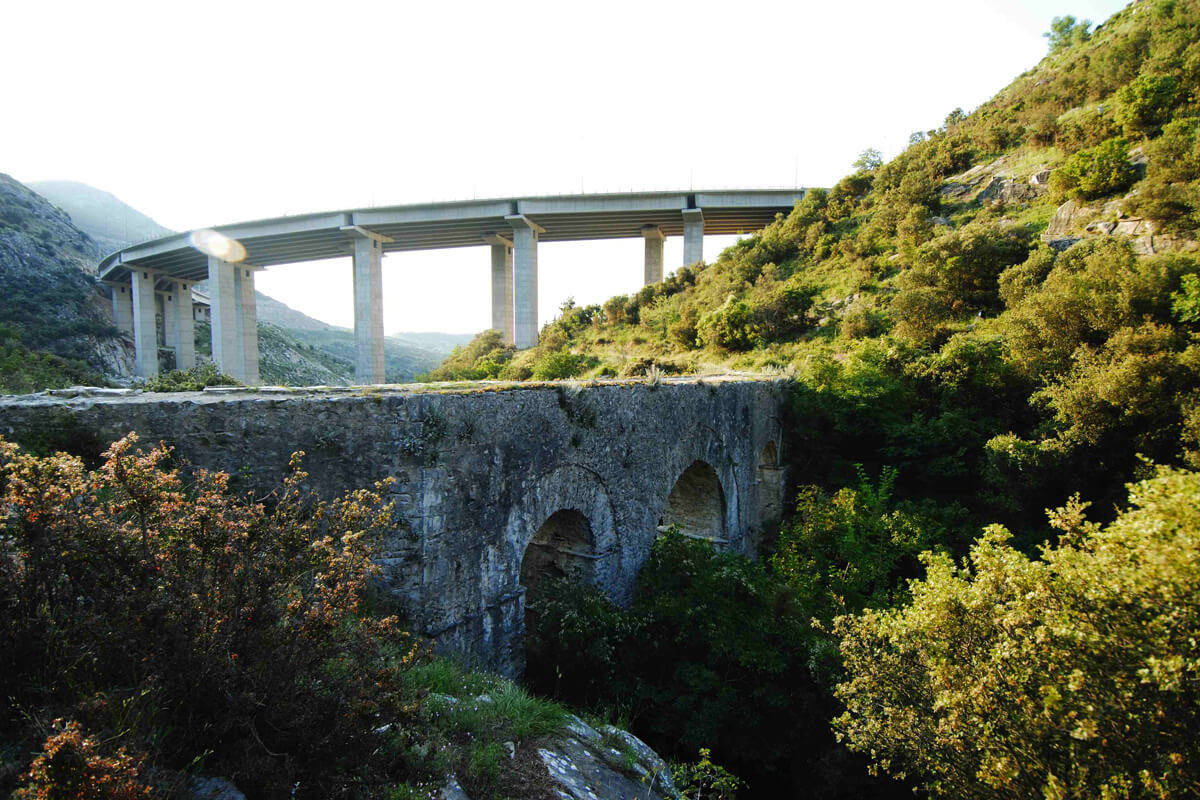 Der Pfad 'Wasserweg' (Dromos tou Nerou): Foto EOS Kavala.
